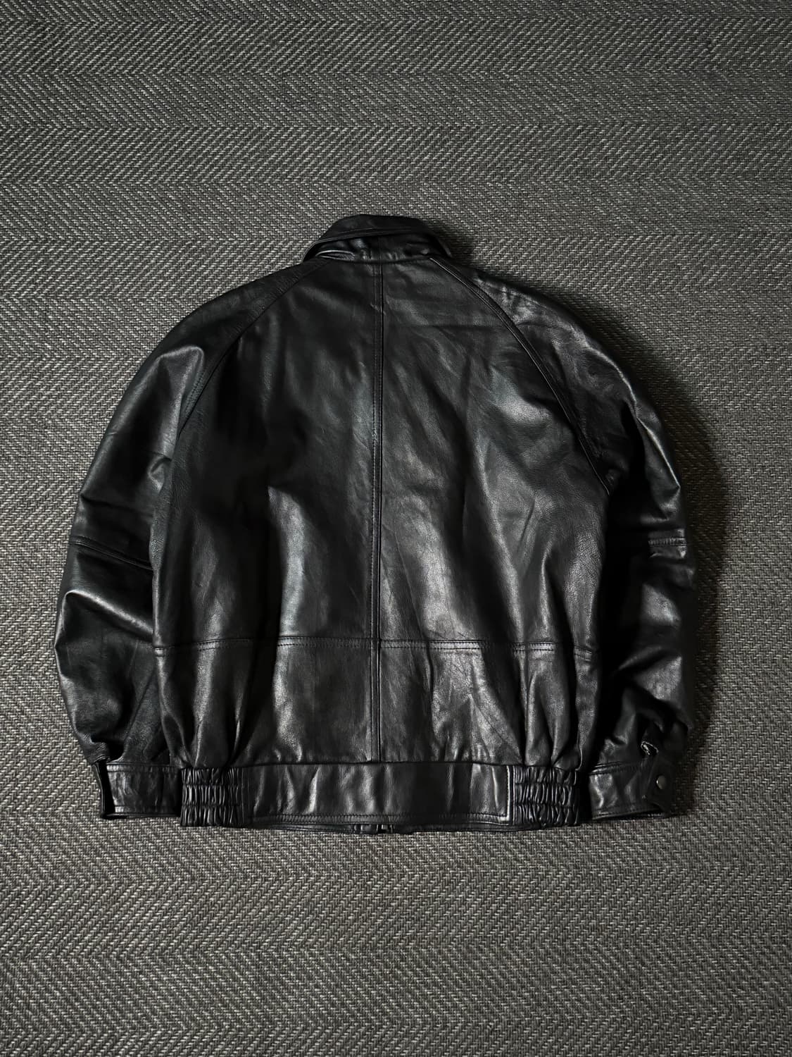 90s 블랙 쉽스킨 빈티지 봄버 레더 자켓 (100-105) 상품이미지9