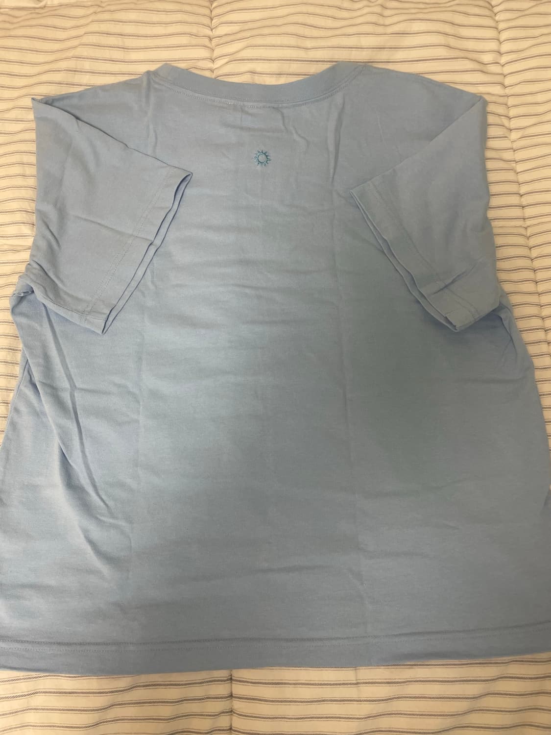 헬로선라이즈 우먼 아치로고 숏슬리브티 스카이 블루 상품이미지3