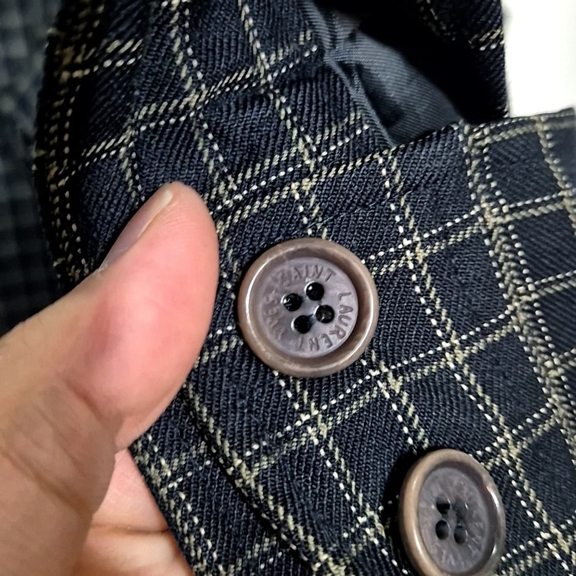 Yves Saint Laurent 입생로랑 YSL 자수 체크 자켓 상품이미지6