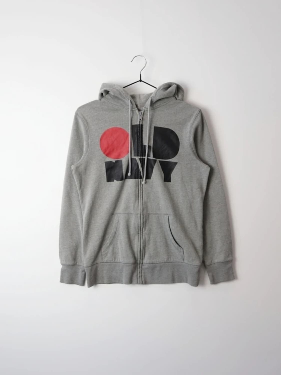 Old Navy Graphic Zip Hoodie 상품이미지3