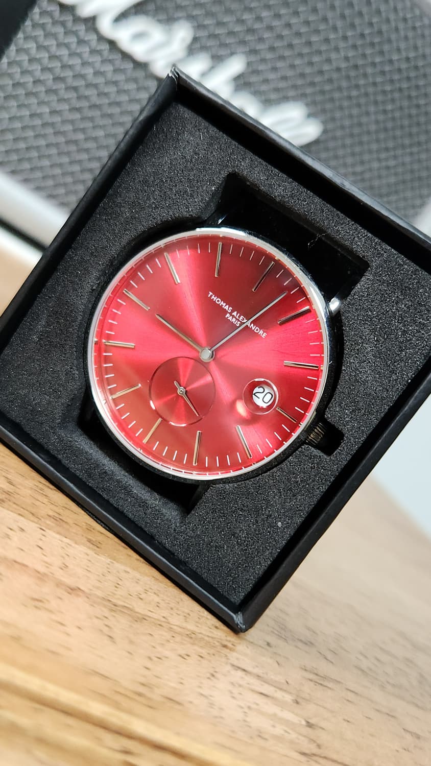 토마스 알렉산더 파리 정품입니다.
7047루피 정도에 판매되는 시계로 약 상품이미지4