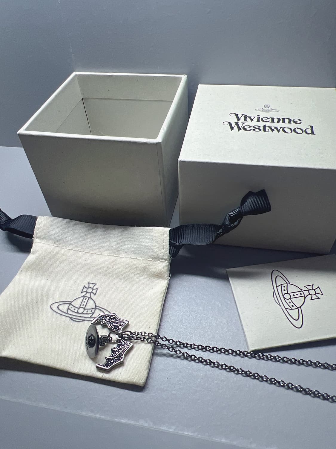 비비안웨스트우드 박쥐 목걸이 (미니) 상품이미지5