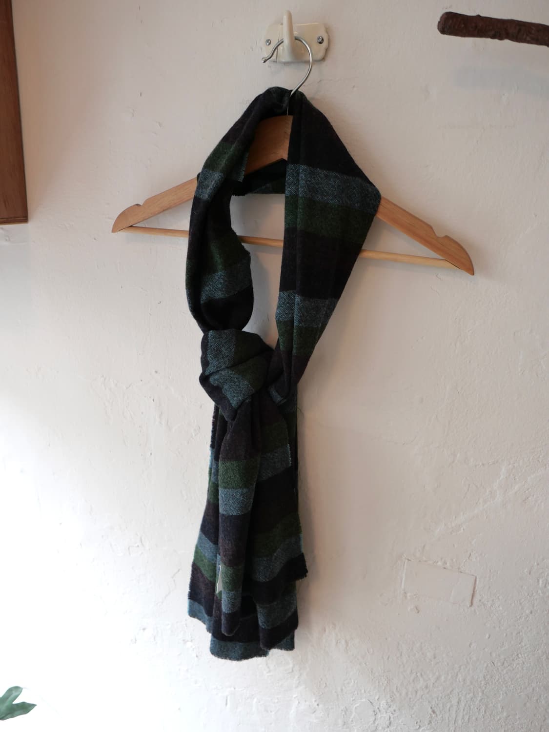 스테판 슈나이더 울 체크 머플러 상품이미지1