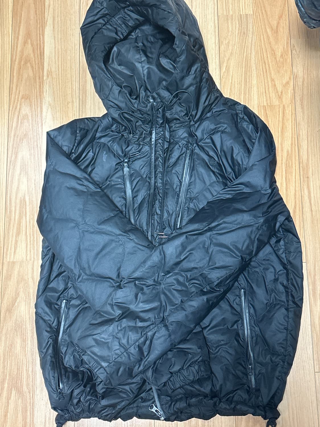 아디다스 경량패딩 상품이미지1