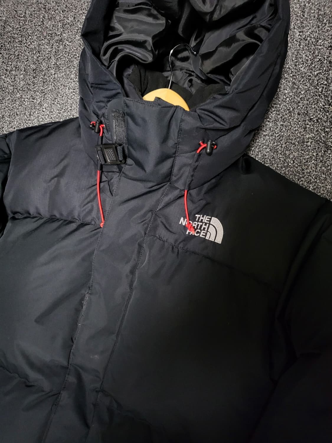 노스페이스 히말라야 UIAA 한정판 패딩 XL 상품이미지3