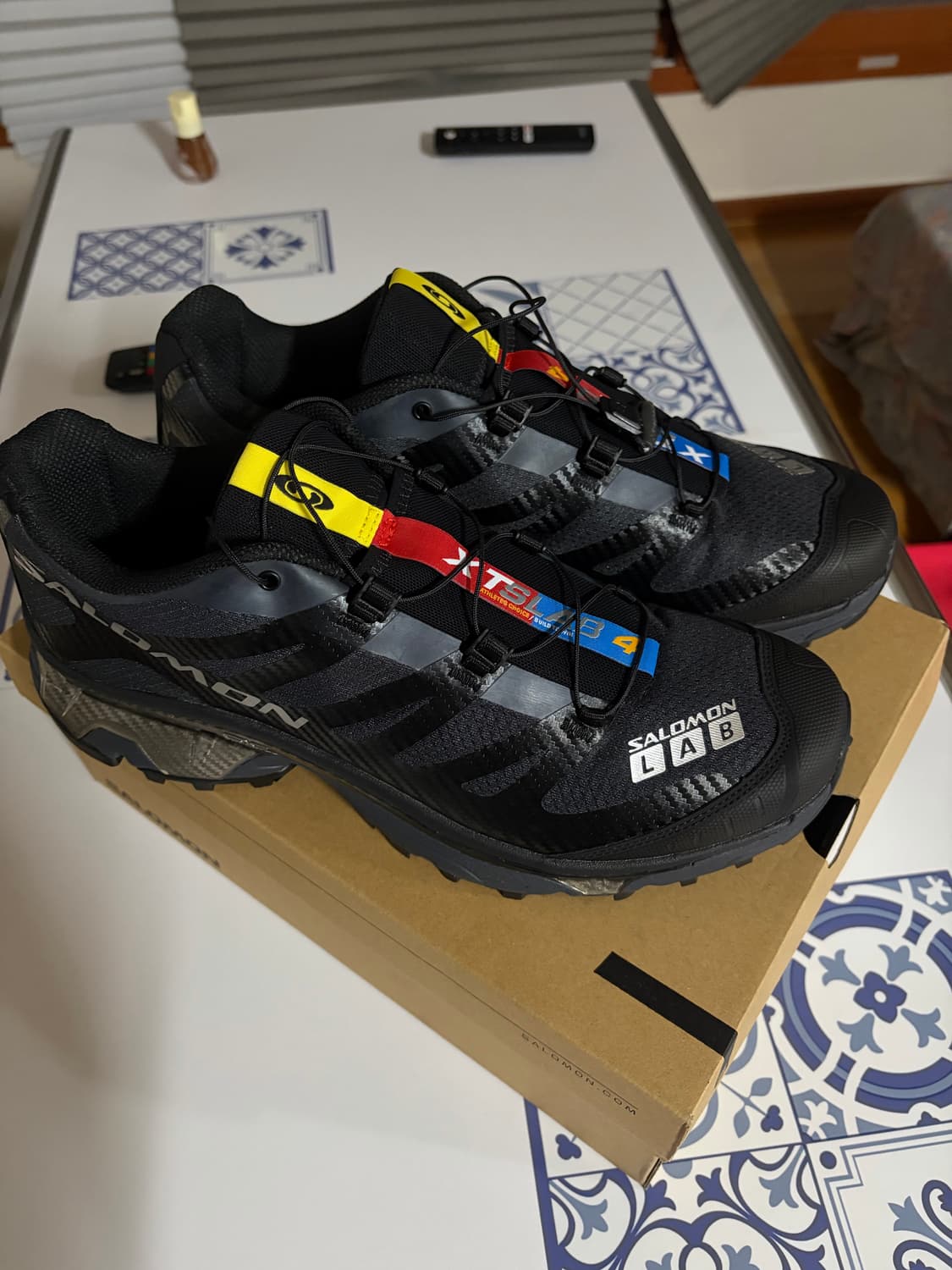 살로몬 XT-4 OG 블랙 색상 295 새상품 상품이미지1