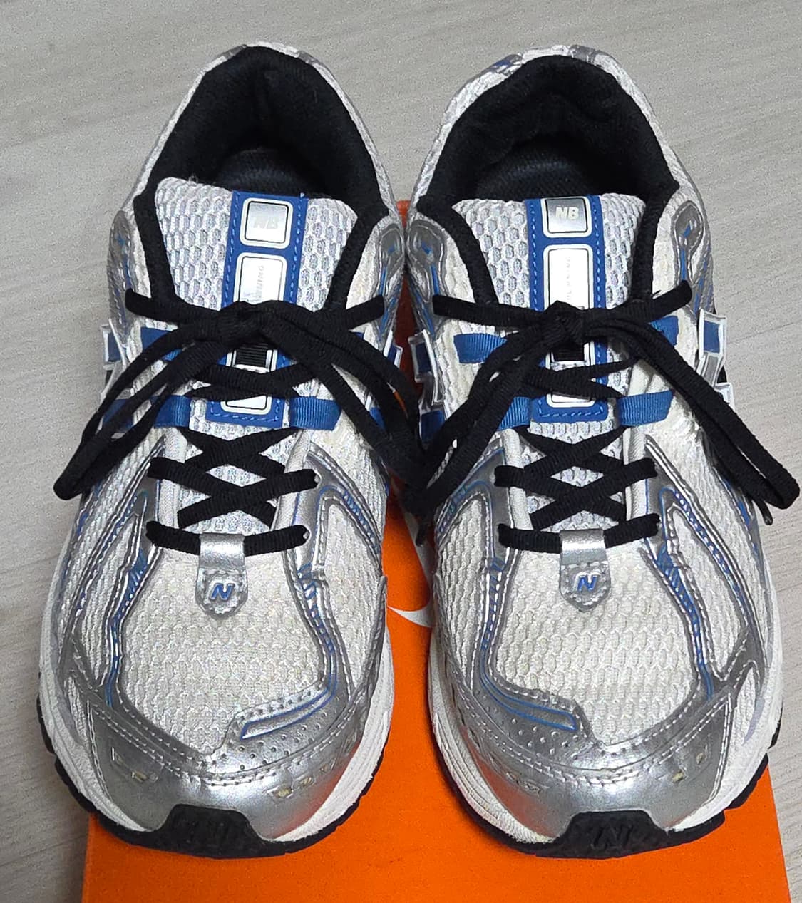 뉴발란스 1906r 메탈릭 실버 블루 상품이미지10