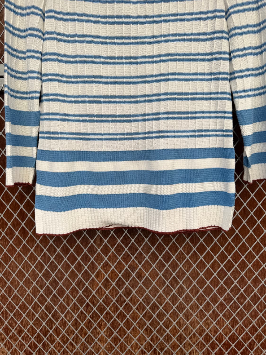 한섬 시스템 은장 스트라이프 패턴 7부 니트 긴팔티 상품이미지4