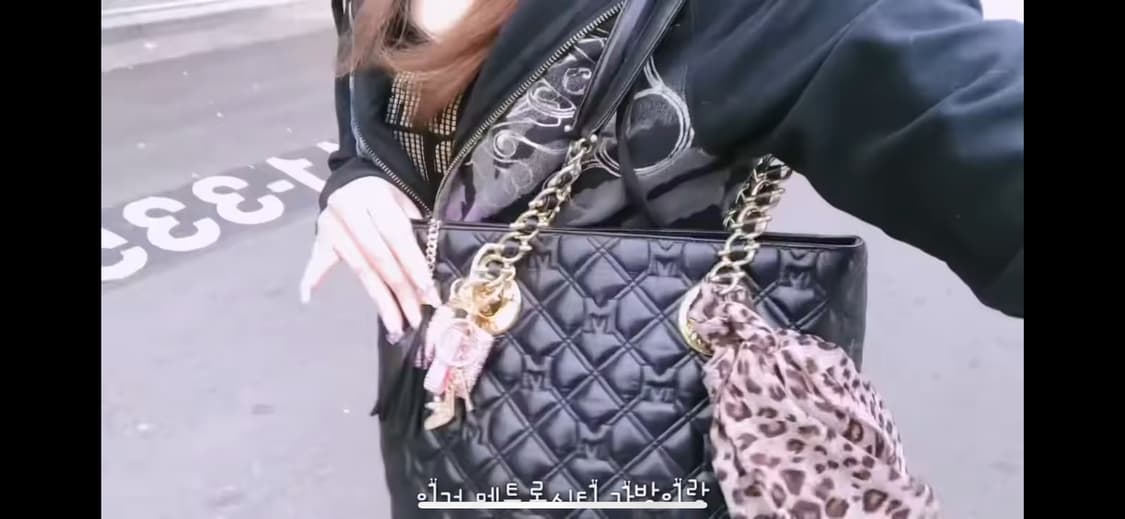 메트로시티 퀄팅 체인 토드백 구합니다! 상품이미지2