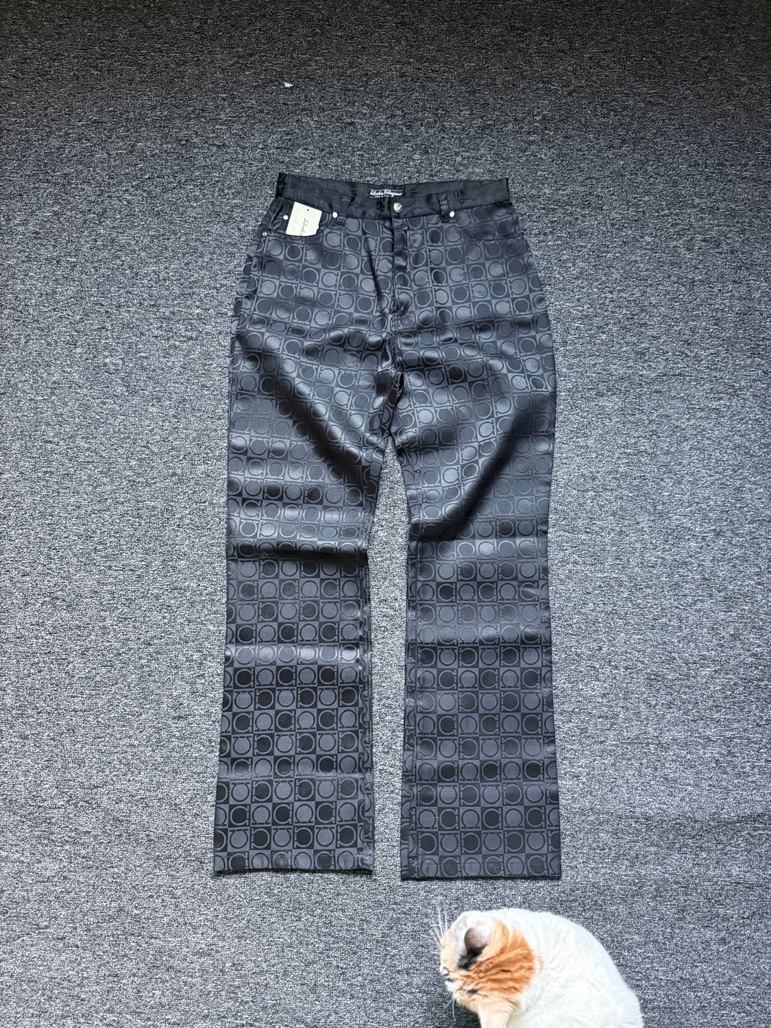 SALVATORE FERRAGAMO 모노그램 팬츠 상품이미지6