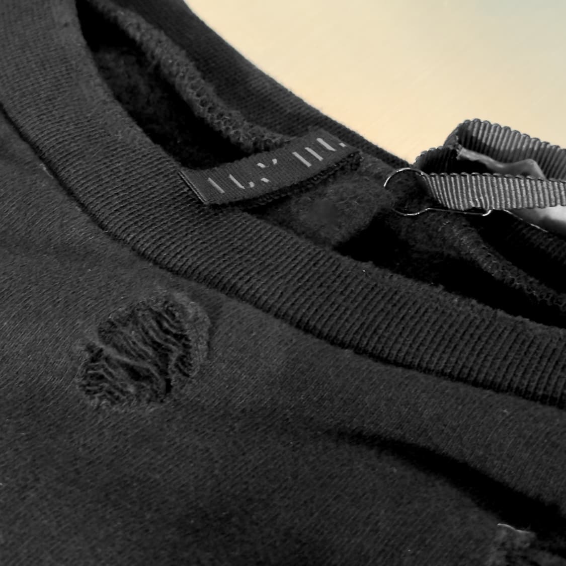 언레이블 프로젝트 디스트로이드 스웻셔츠 xs 상품이미지5