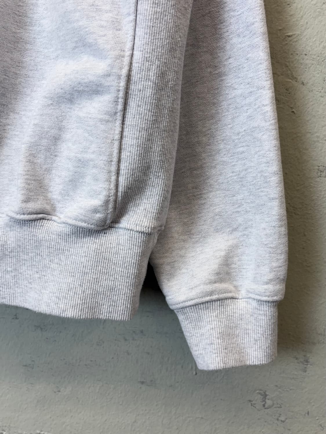 마르디메크르디 플라워 로고 맨투맨 상품이미지3