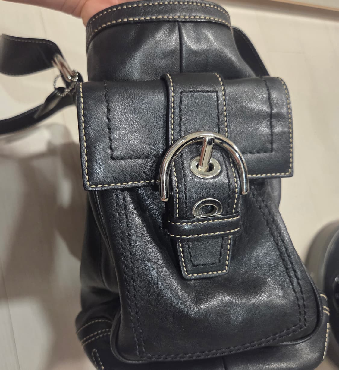 코치 블랙 가죽 토트백 상품이미지5