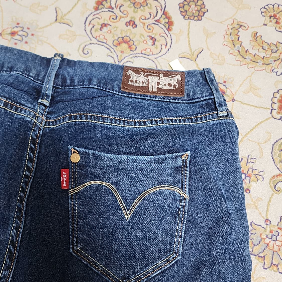 리바이스 프리미엄 로우라이즈 스키니진 26 상품이미지3