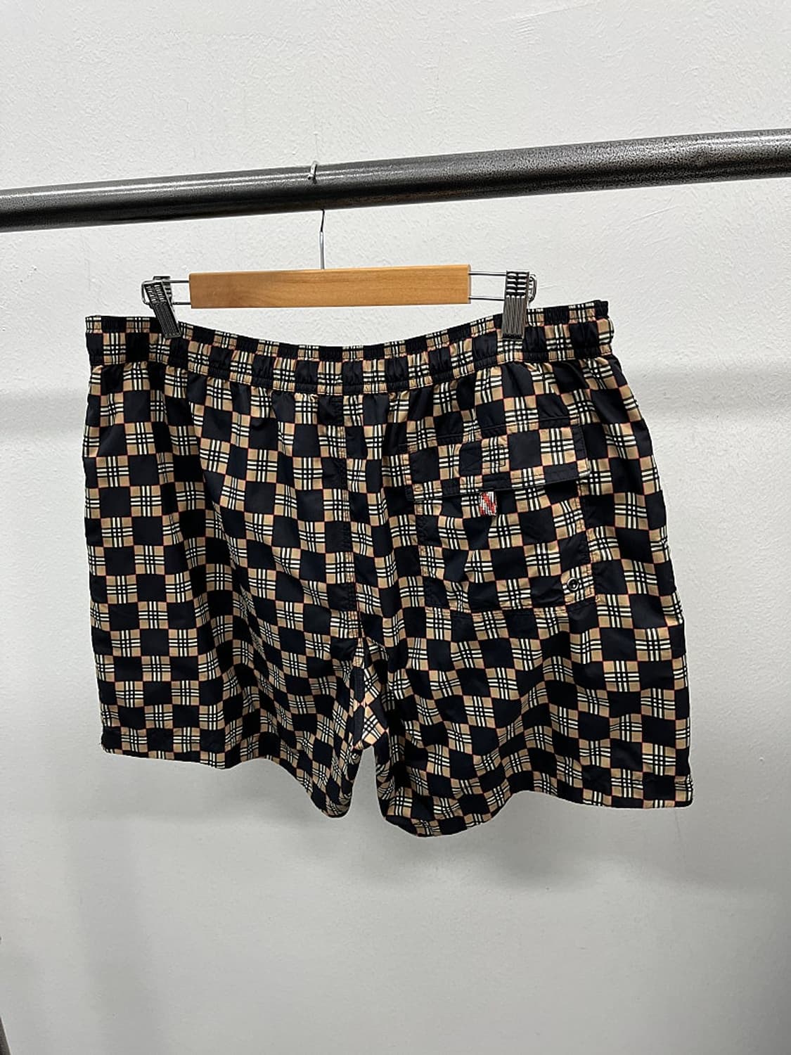 34) 버버리 신형 체크 쇼츠  상품이미지5