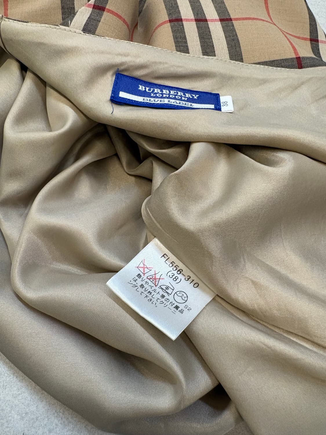 [ 38 ] 버버리 블루라벨 노바체크 미디 스커트 상품이미지7