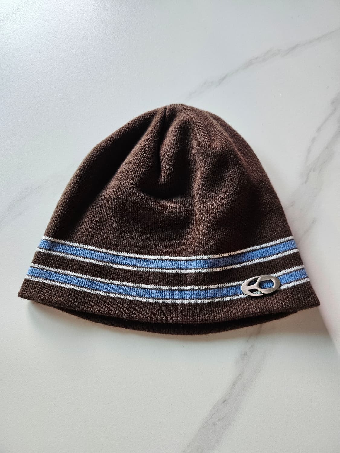 오와이 STRIPED METAL LOGO BEANIE (brown) 상품이미지2