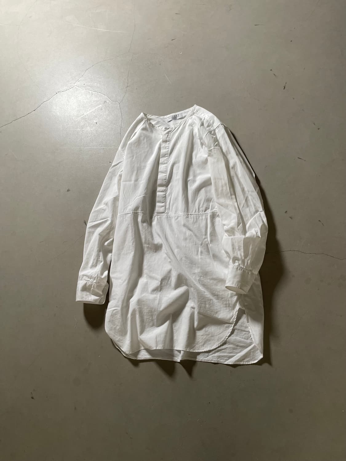 언유즈드 Band Collar Long Shirt 상품이미지1