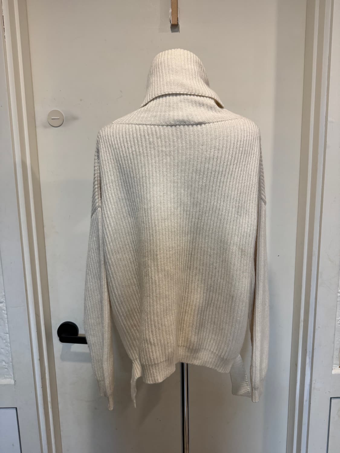 블루마린 블루걸 터틀넥 니트 상품이미지3