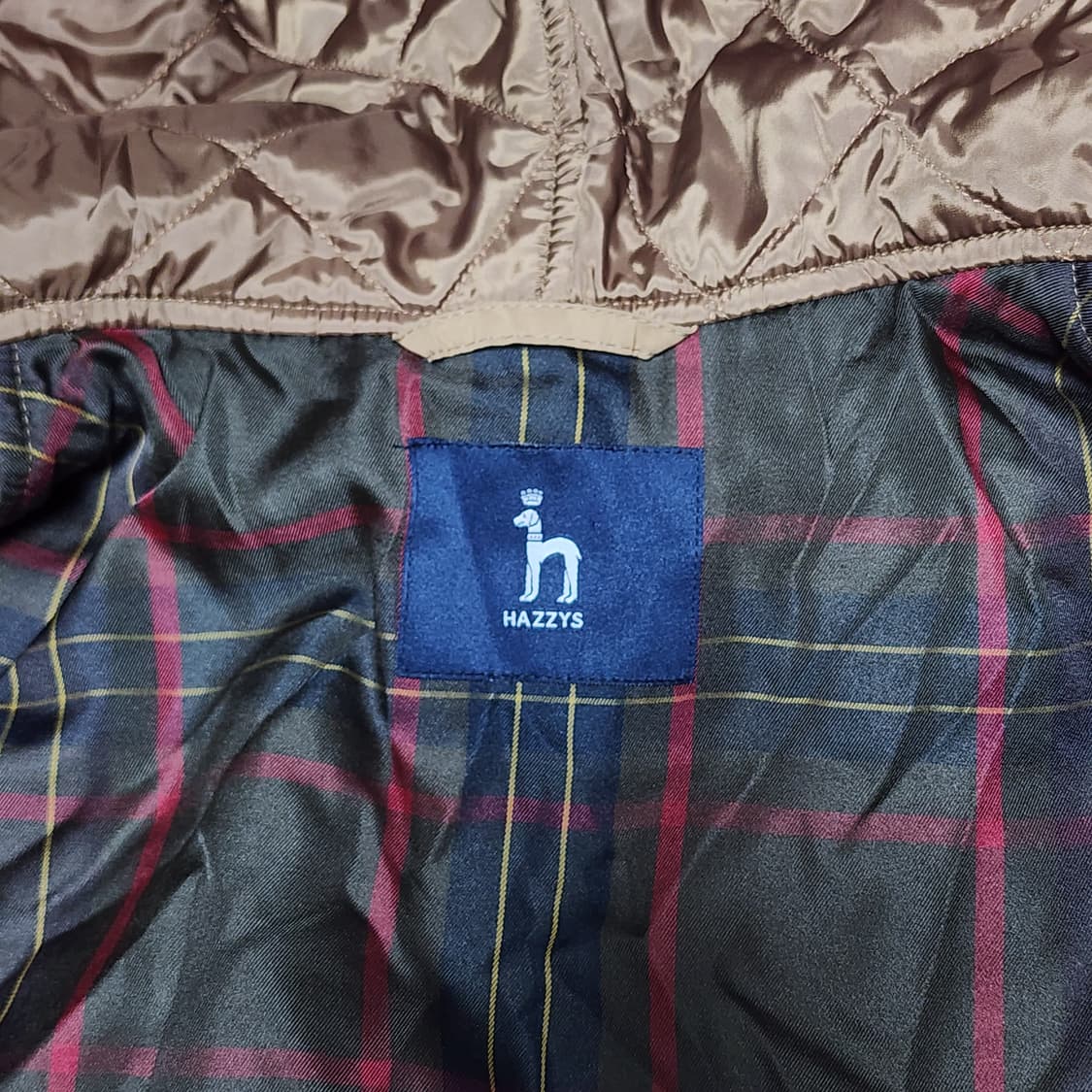 헤지스 여성 후드 야상 자켓
90 상품이미지7