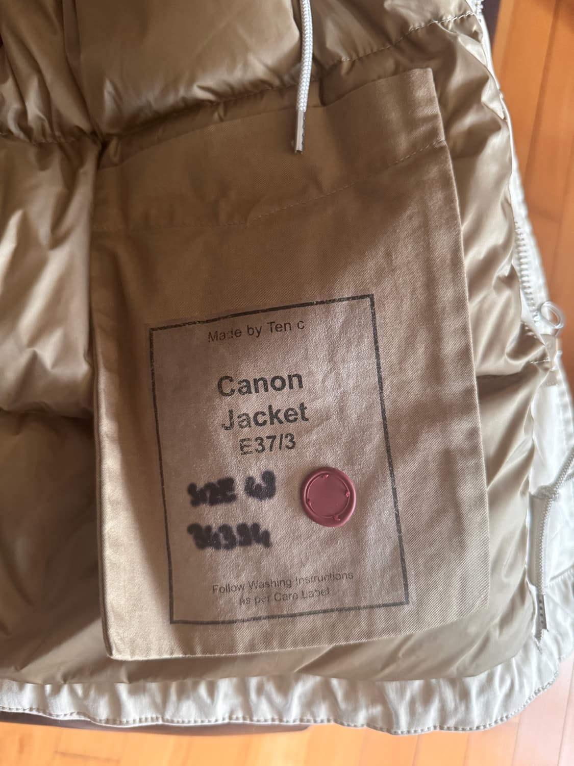 텐씨 패딩 43사이즈 판매합니다 상품이미지5