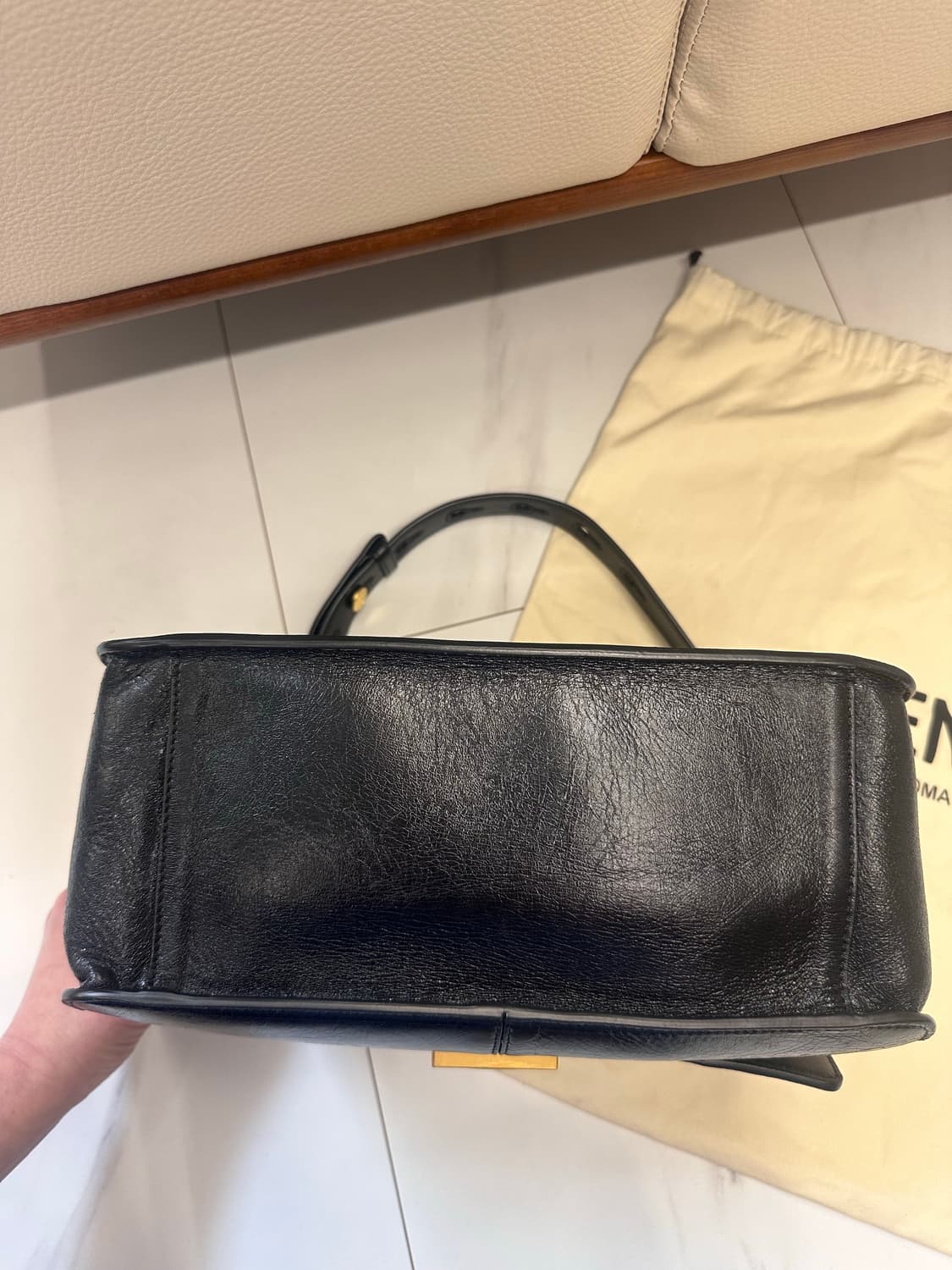 펜디 FF 가방 캔유 라지 숄더백 칸유 가방 블랙 상품이미지3