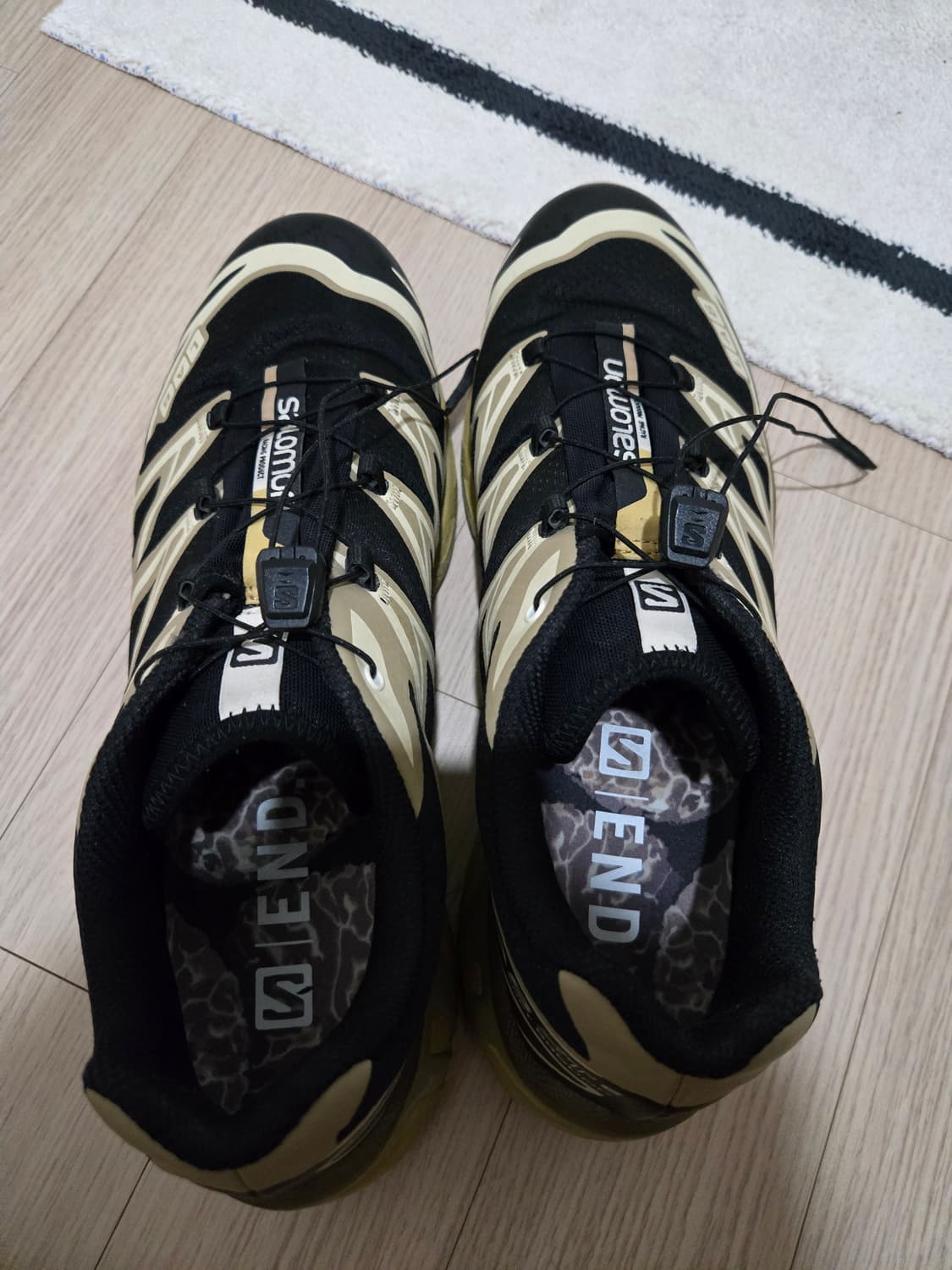 살로몬 x end 콜라보 xt6 다크 트러플  상품이미지3