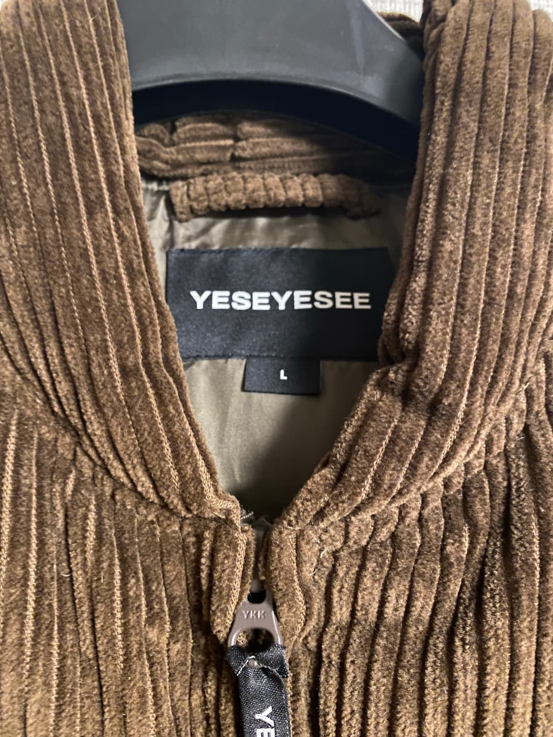 예스아이씨 코듀로이 패딩조끼 상품이미지3