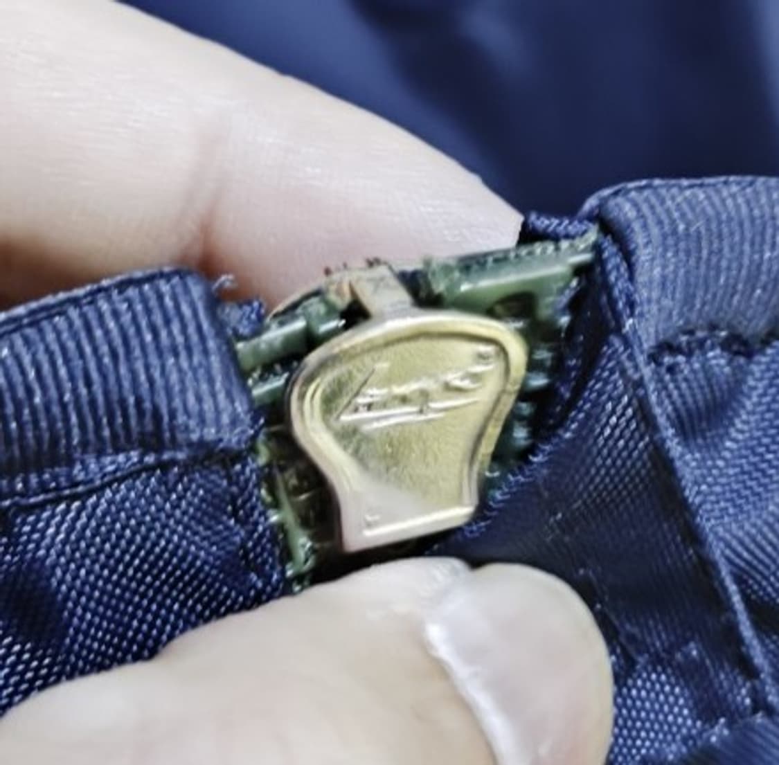 3 몽클레어 x JW앤더슨 볼린토이 윈드브레이커 상품이미지3