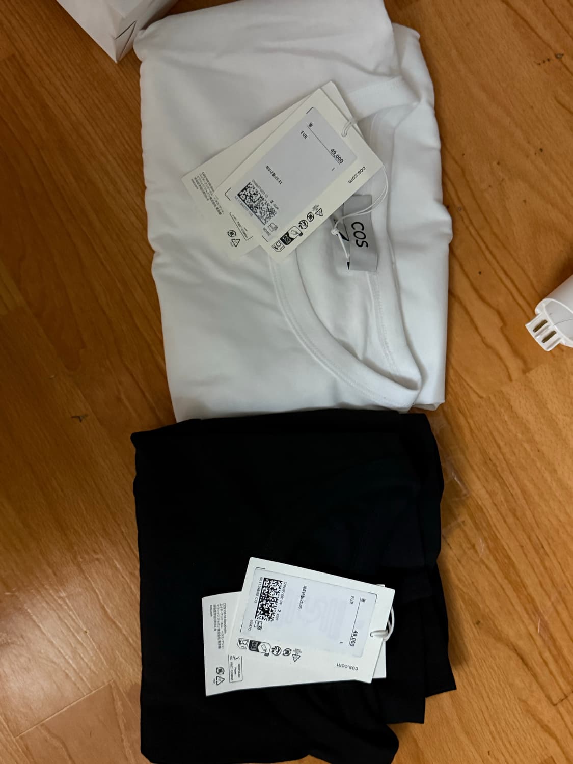 Cos 브러시드 반팔 화이트L 상품이미지2