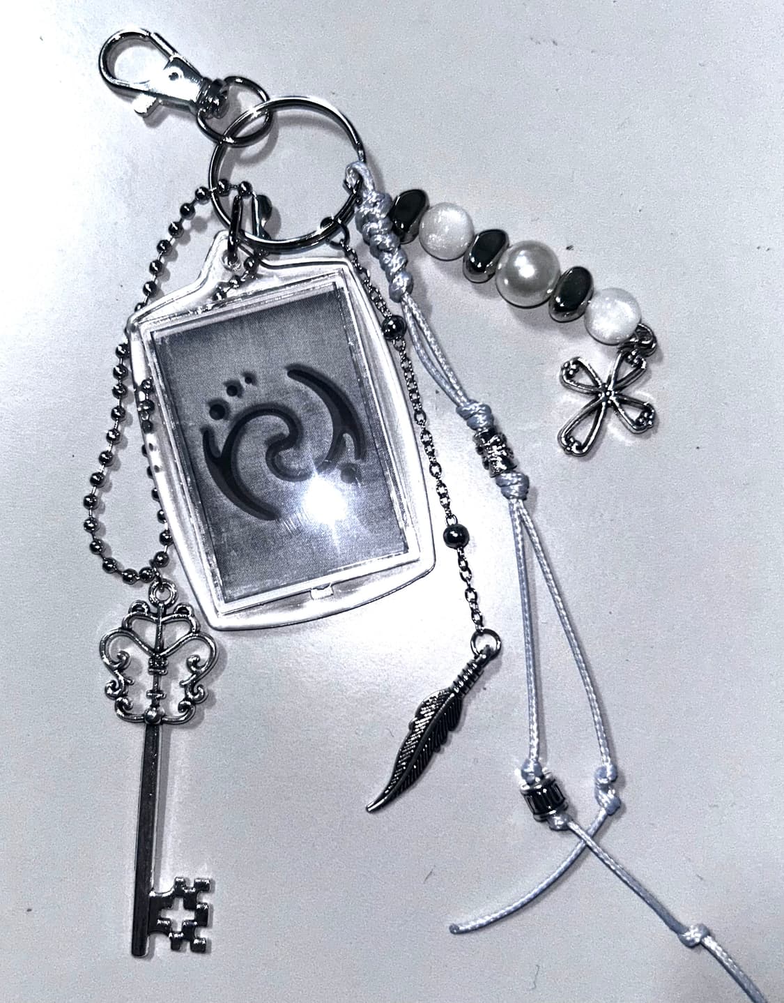 Keychain White and Black 상품이미지2