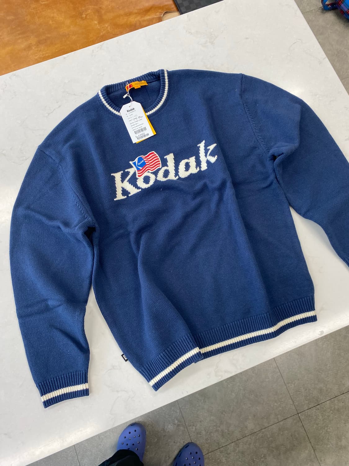 코닥 골드모먼트 로고 니트 L 새상품 상품이미지1