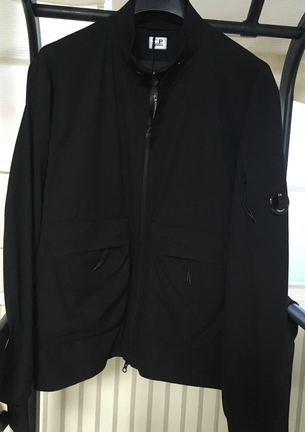 CP컴퍼니 프로텍 봄버자켓 블랙 판매합니다 상품이미지2