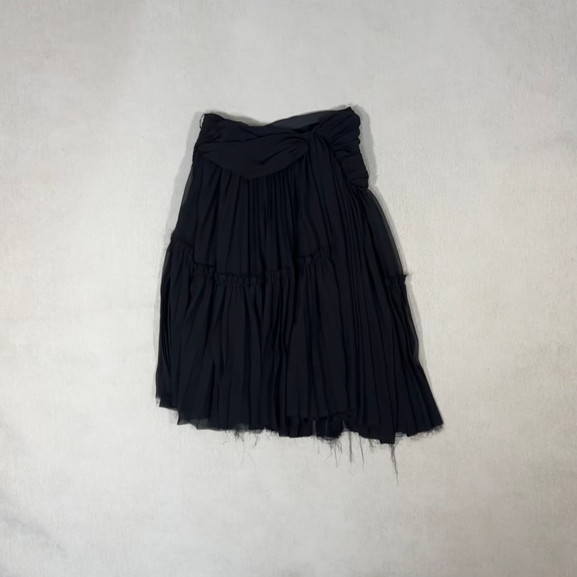 Pleated Black Sheer Skirt 상품이미지3