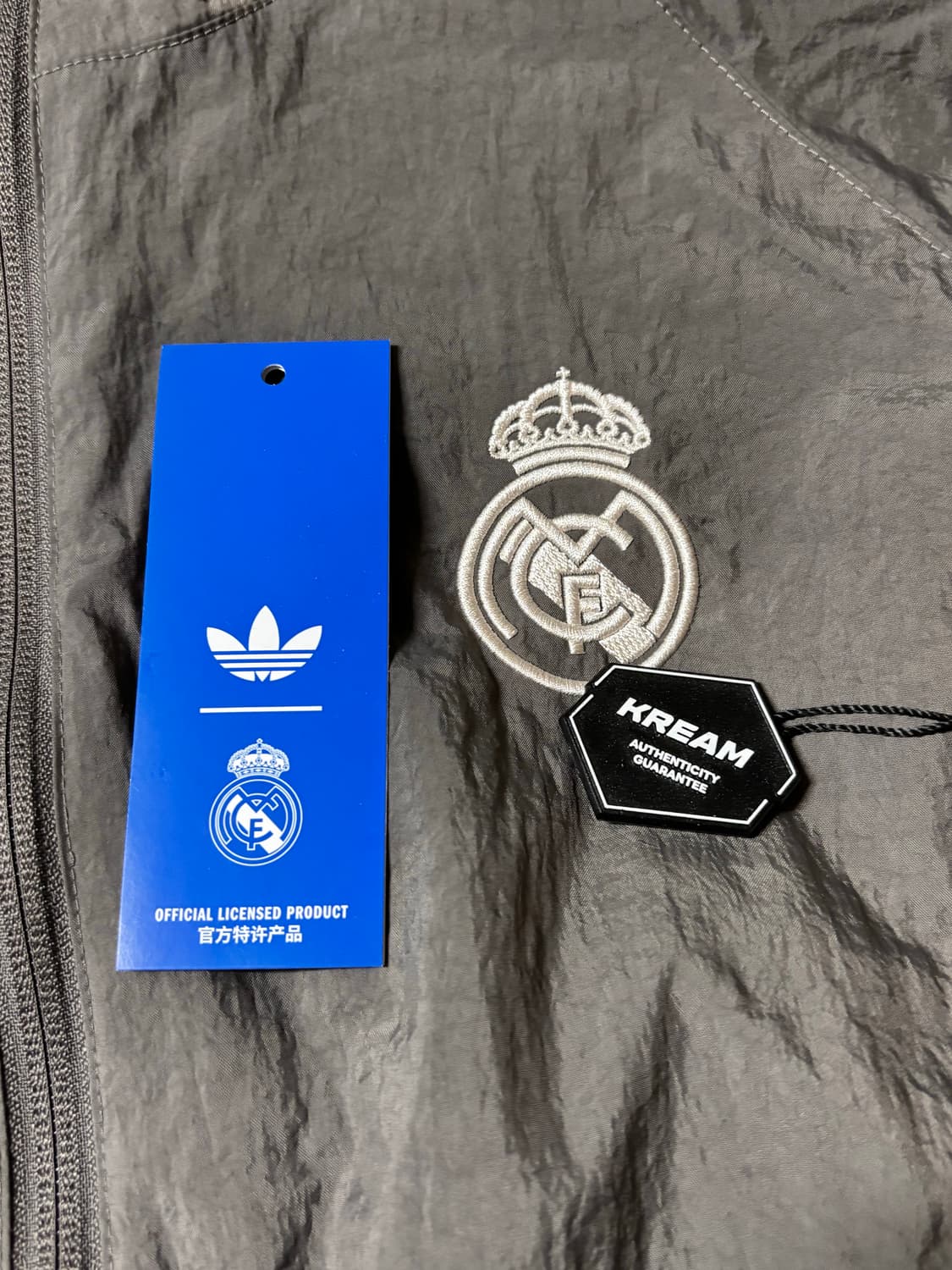 아디다스 레알마드리드 트렉탑 바람막이 L 상품이미지2
