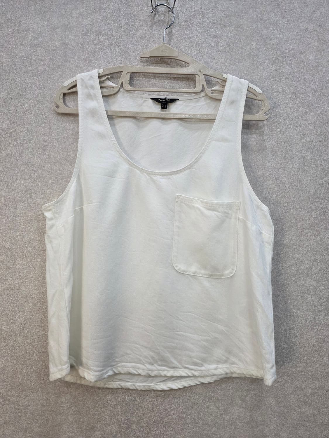 마시모두띠 슬리브리스 포켓 탑 나시 Massimo Dutti 상품이미지2