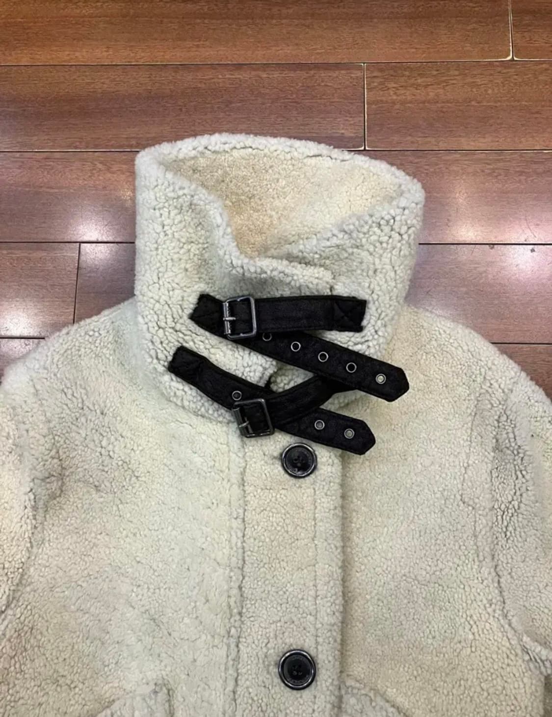 버버리브릿 무스탕 상품이미지2