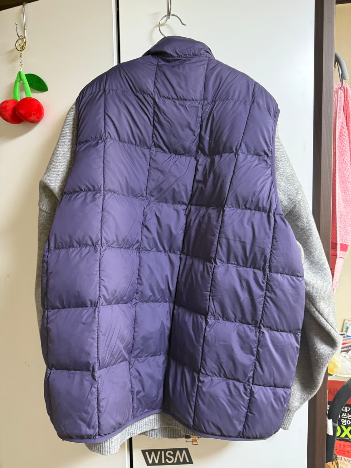 유니클로 퍼프 베스트 퍼플 47000원 상품이미지4