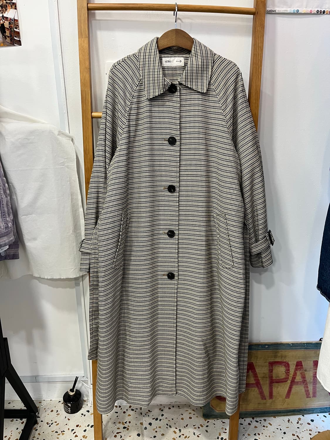미쏘 체크 트렌치코트 상품이미지1