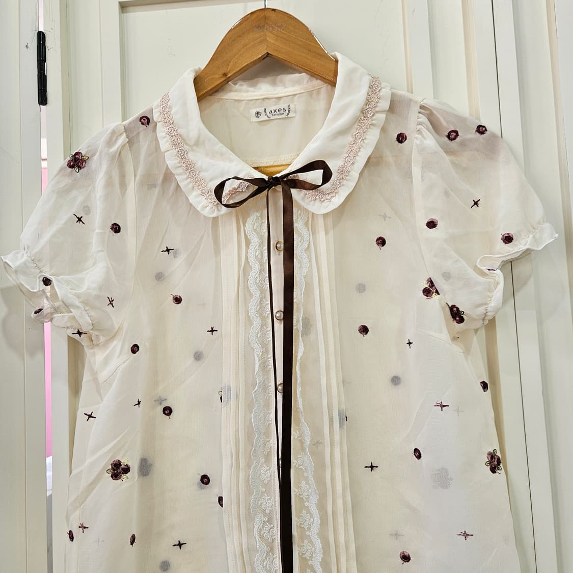 엑시즈팜(Axes Femme) 플라워  시스루 리본 블라우스 상품이미지3