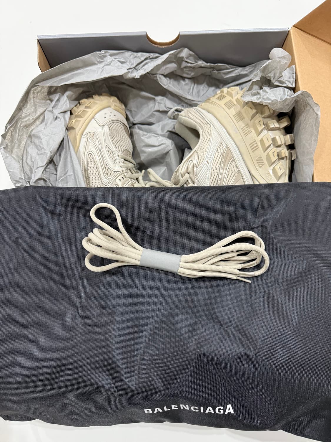 [42] 발렌시아가 디펜더 베이지 상품이미지6