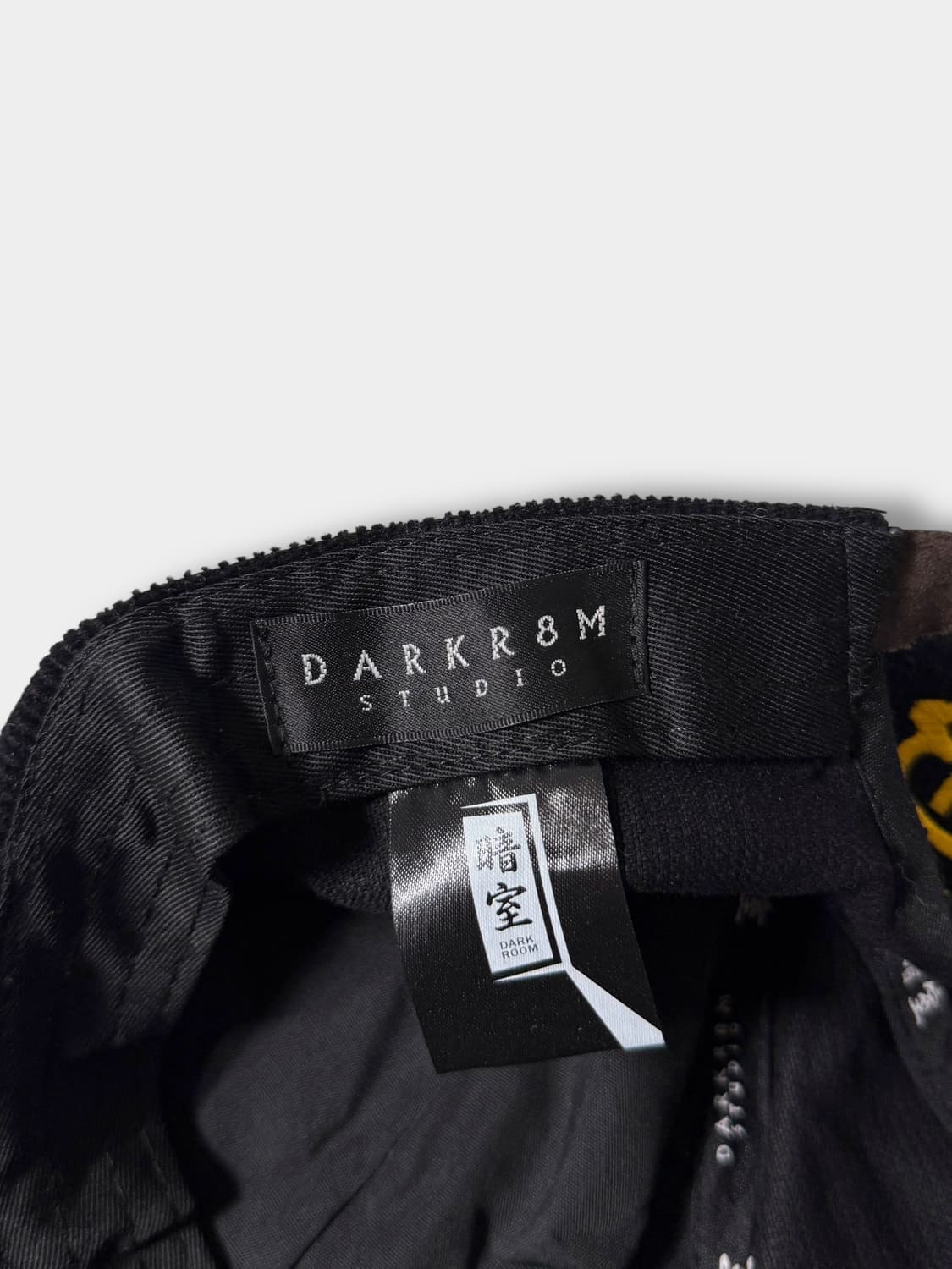 다크룸 x 시바스리갈 코듀로이 볼캡 상품이미지4