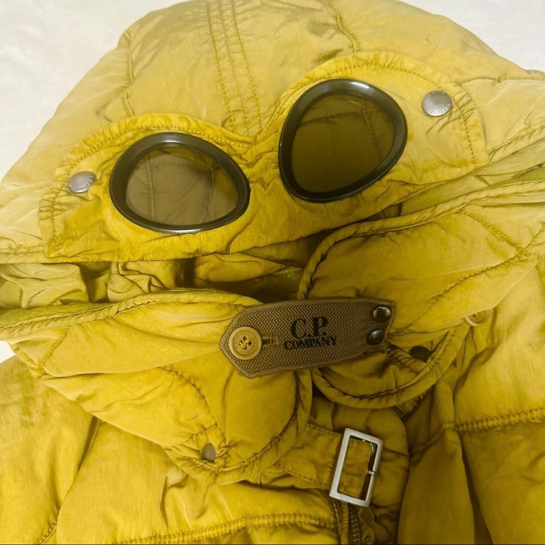 Cp컴퍼니 고글패딩 상품이미지2