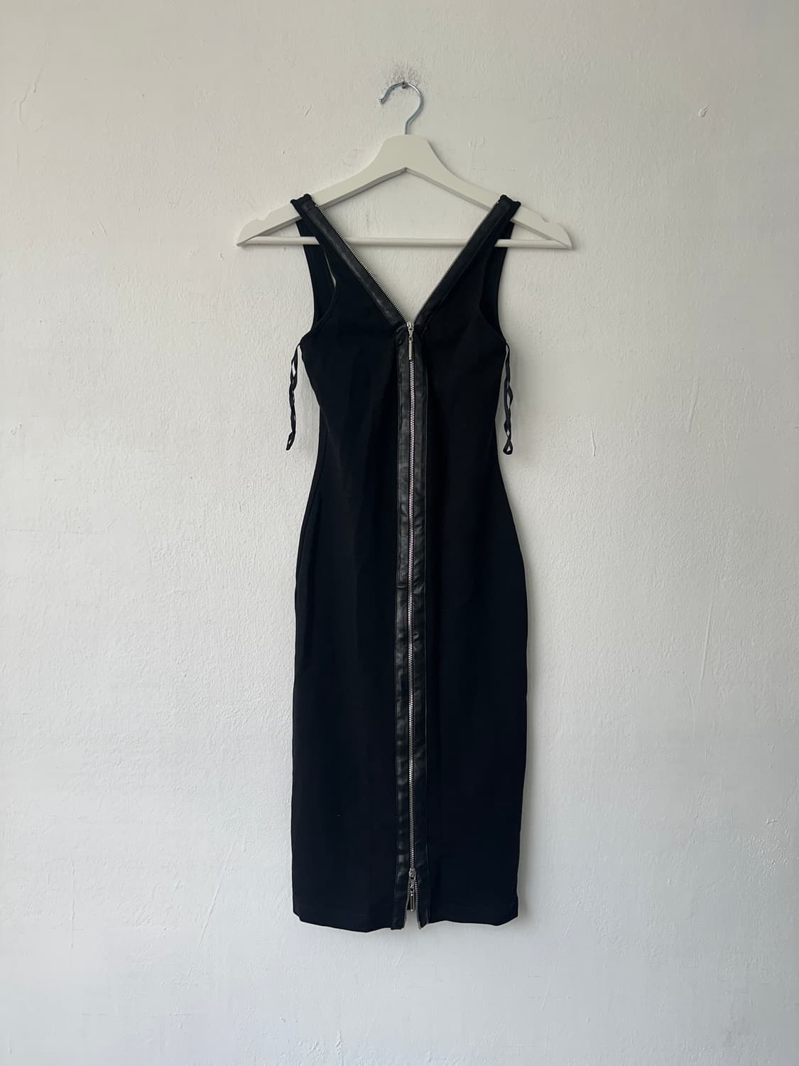 베르사체 베르수스 00s 투웨이 집업 슬리브리스 드레스 상품이미지4