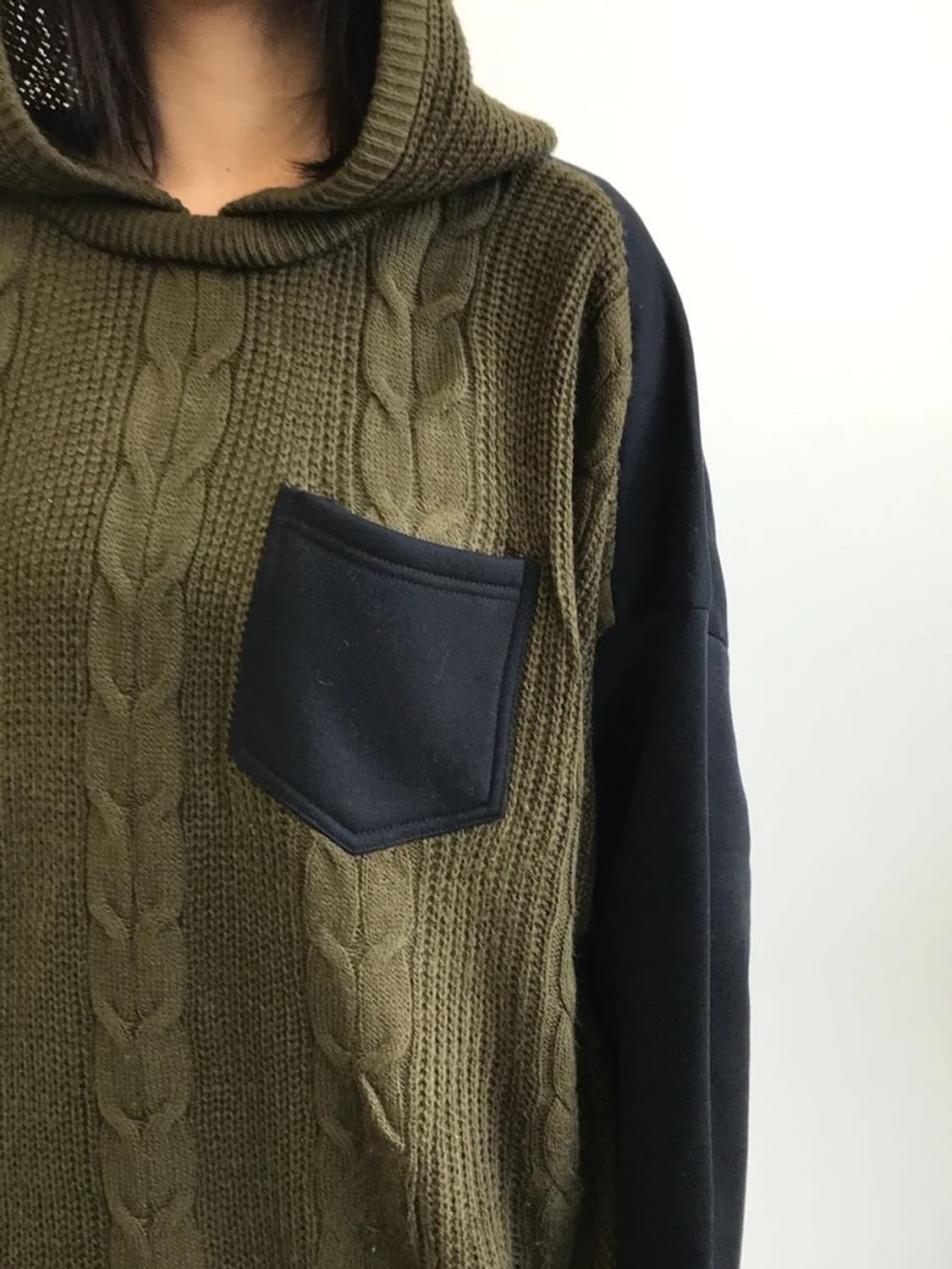 SMILE LAND Color Block Cable Knit Hoodie 상품이미지2