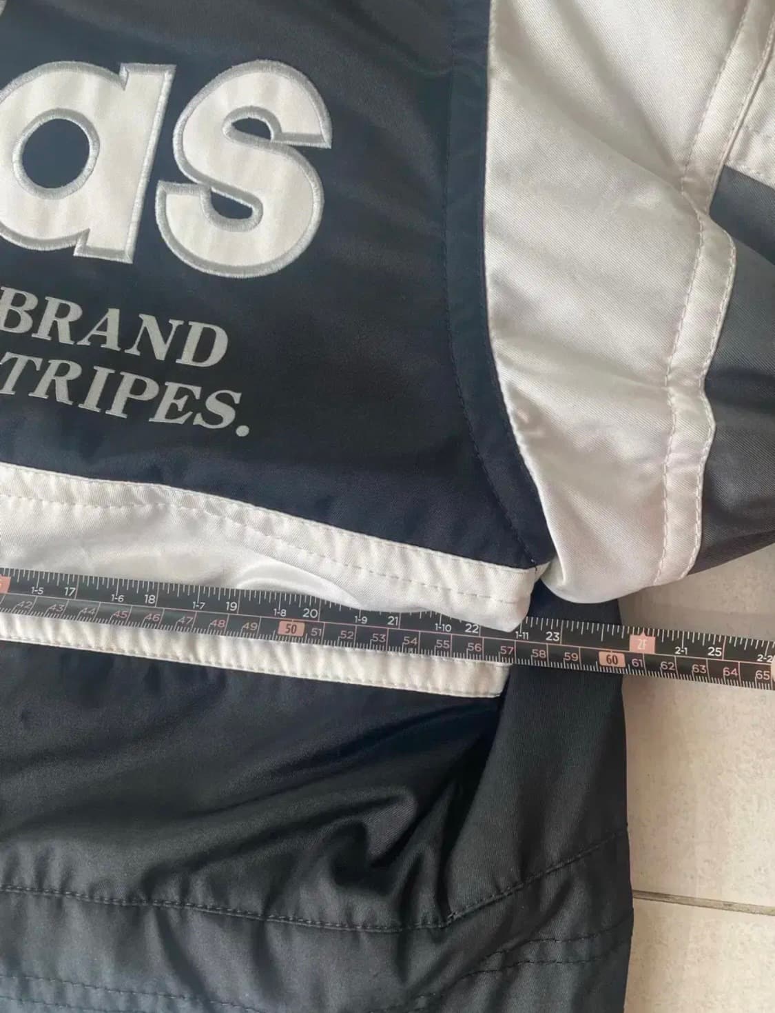 아디다스 올드스쿨 겨울점퍼 상품이미지4