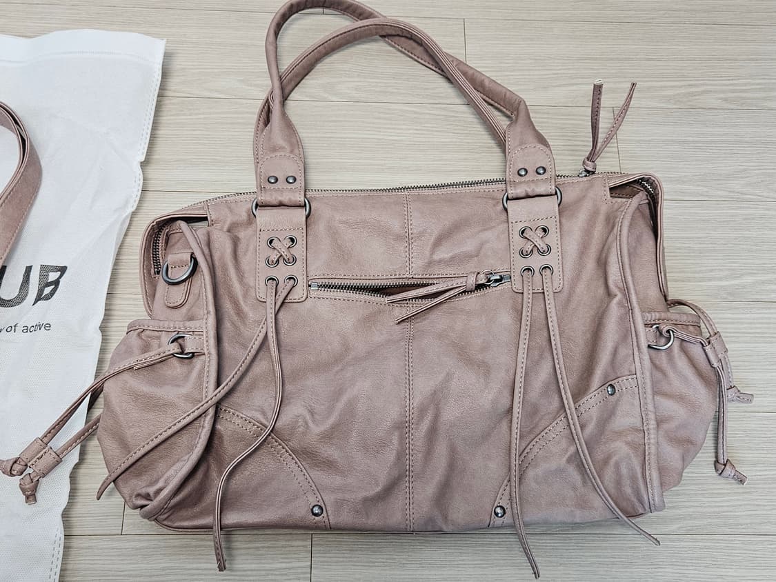 팬시클럽 벨티드 워싱 레더백 (BABY PINK) 핑크 상품이미지2