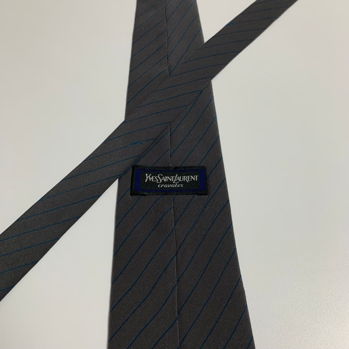 입생로랑 스트라이프 명품넥타이 YSL로고 100실크 A-A+등급 상품이미지5