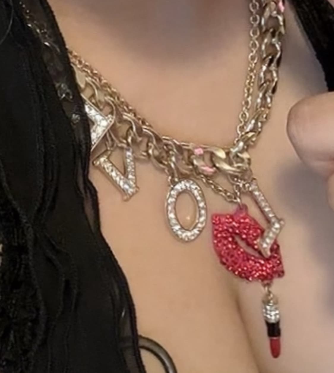 오네갸루 러브 골드 큐빅 체인 레터링 챰 목걸이 상품이미지2