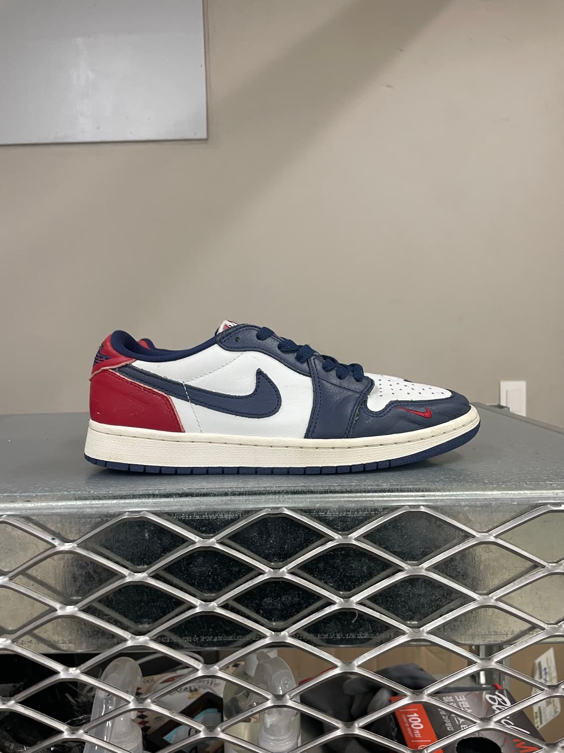 나이키 에어 조던 1 레트로 로우 OG 짐 레드 앤 미드나잇 네이비 26 상품이미지4